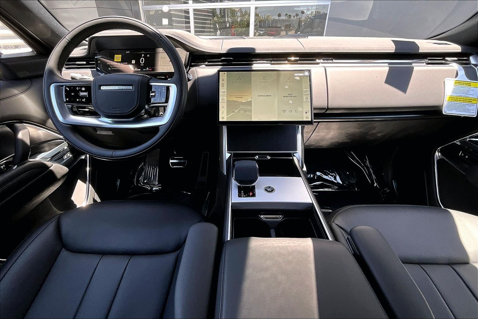 2026 Land Rover Range Rover SE LWB