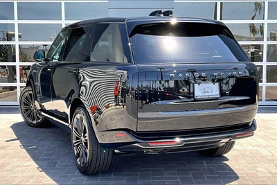 2026 Land Rover Range Rover SE LWB