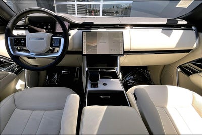 2026 Land Rover Range Rover SE LWB