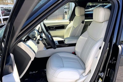 2026 Land Rover Range Rover SE LWB