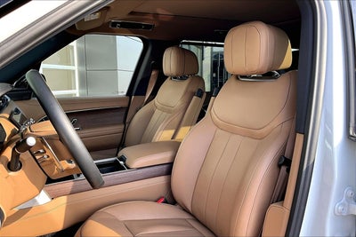 2025 Land Rover Range Rover SE LWB