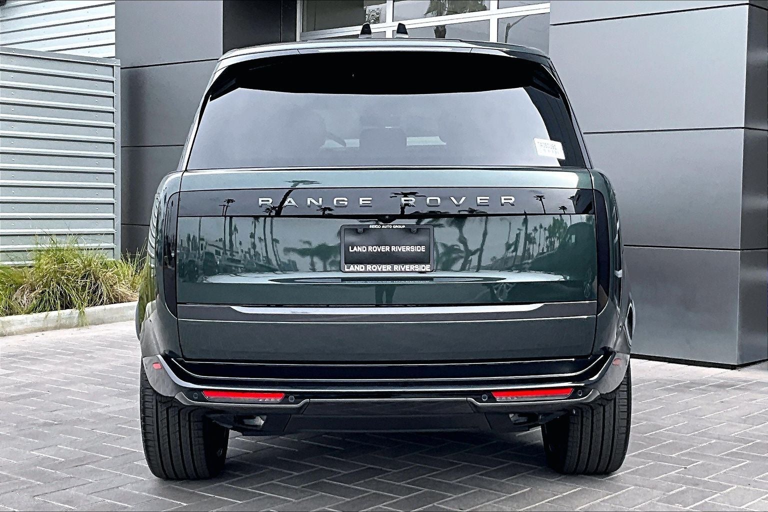 2026 Land Rover Range Rover SE LWB