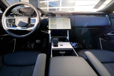 2026 Land Rover Range Rover SE LWB