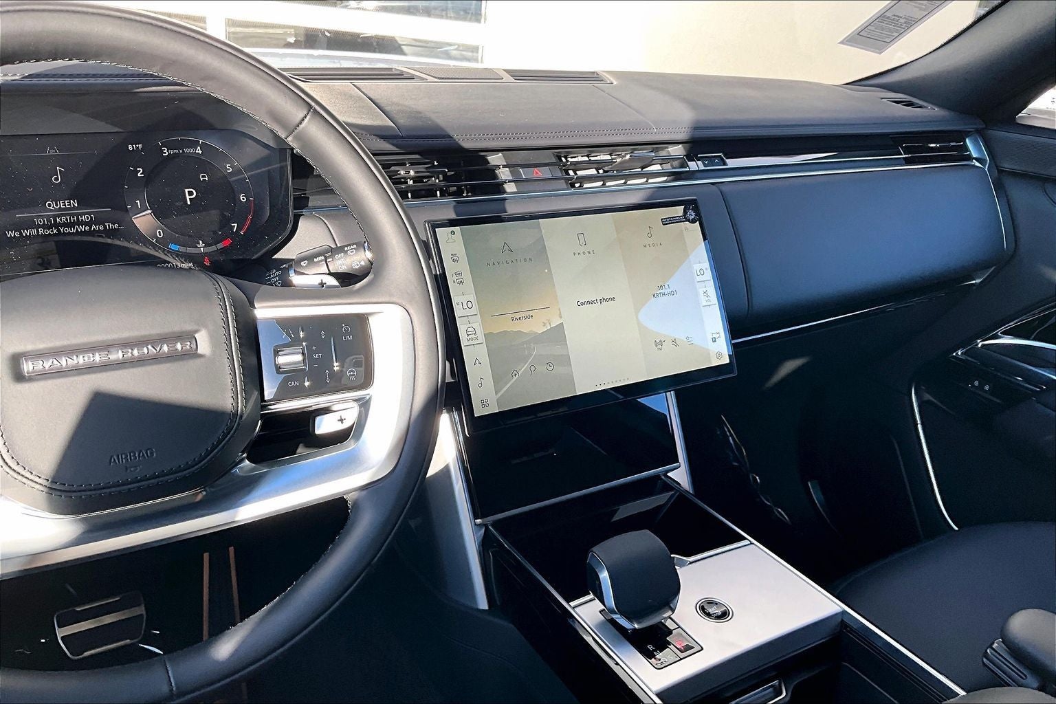 2026 Land Rover Range Rover SE LWB