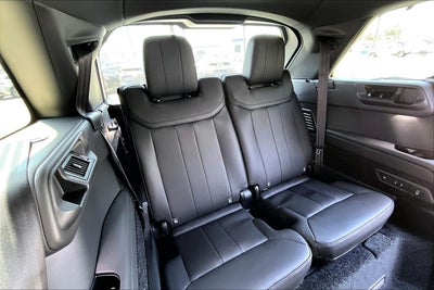 2026 Land Rover Range Rover SE LWB
