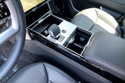 2026 Land Rover Range Rover SE LWB