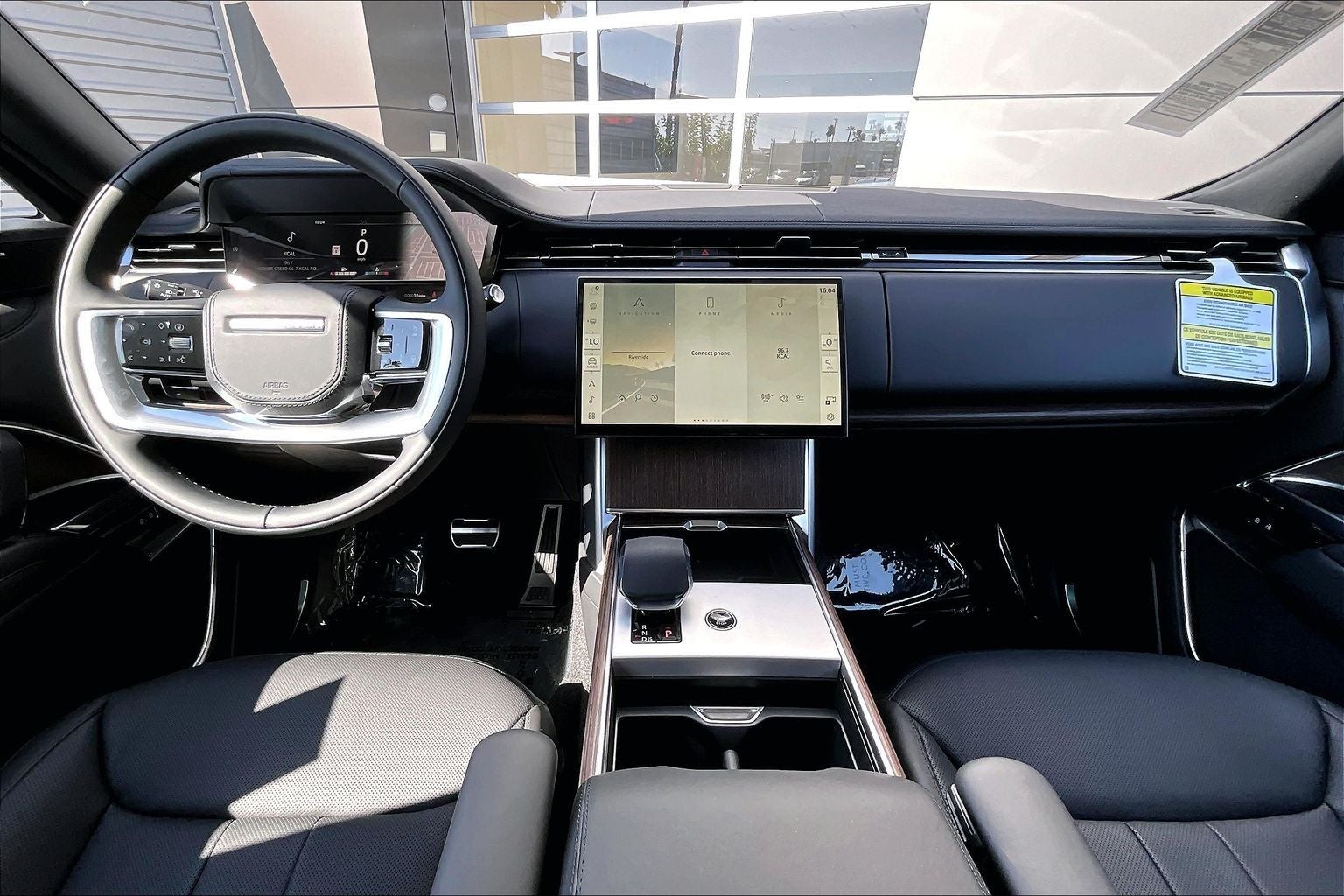 2026 Land Rover Range Rover SE LWB