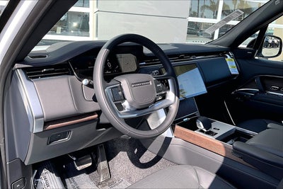 2026 Land Rover Range Rover SE LWB