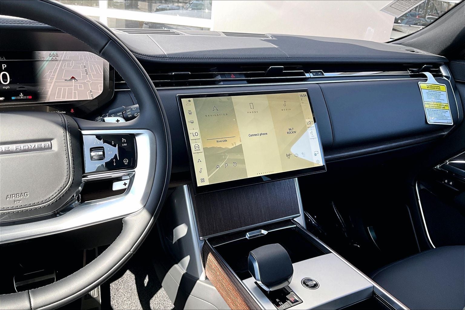 2026 Land Rover Range Rover SE LWB