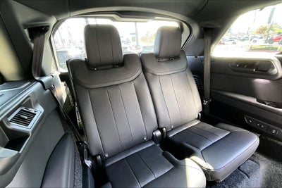 2026 Land Rover Range Rover SE LWB