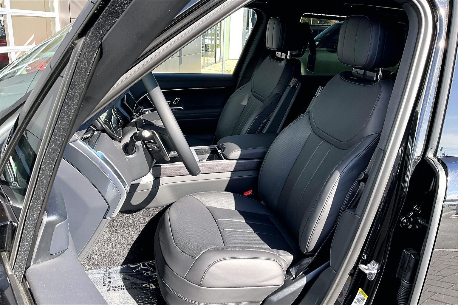 2026 Land Rover Range Rover SE LWB