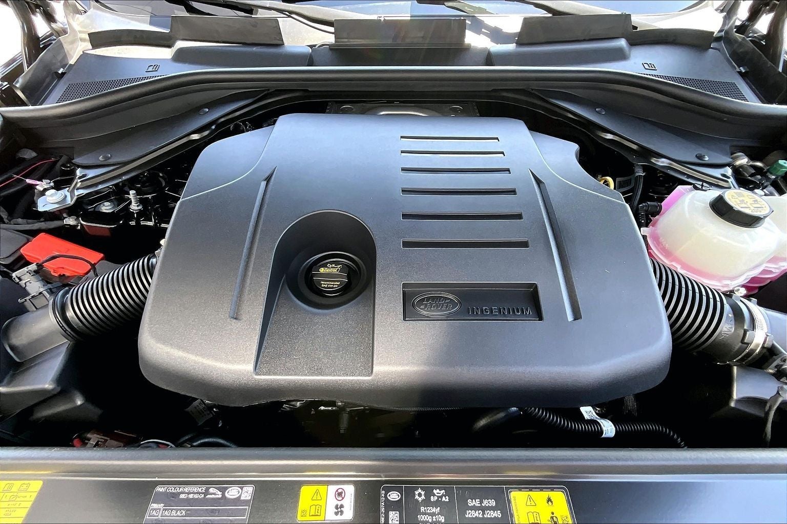 2026 Land Rover Range Rover SE LWB