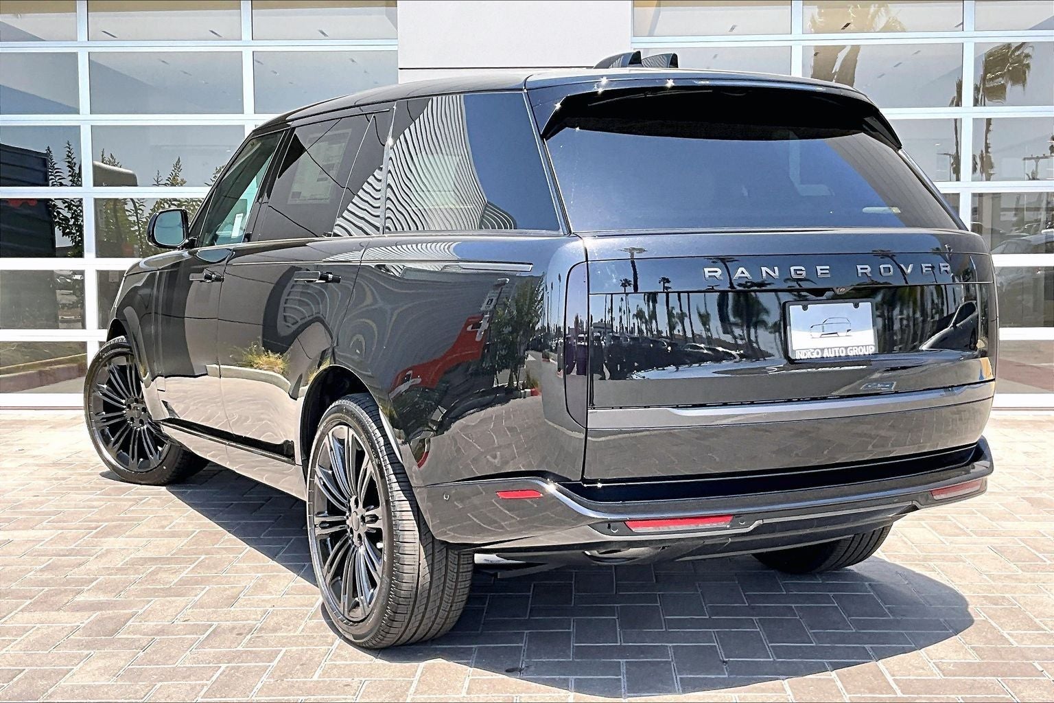2026 Land Rover Range Rover SE LWB