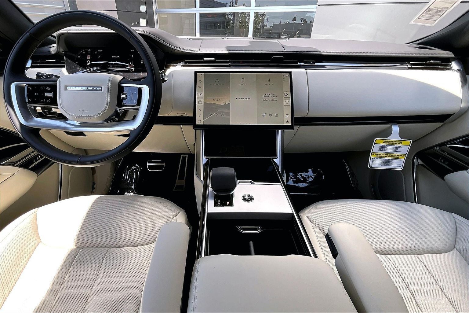 2026 Land Rover Range Rover SE LWB