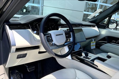 2026 Land Rover Range Rover SE LWB