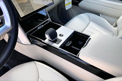 2026 Land Rover Range Rover SE LWB
