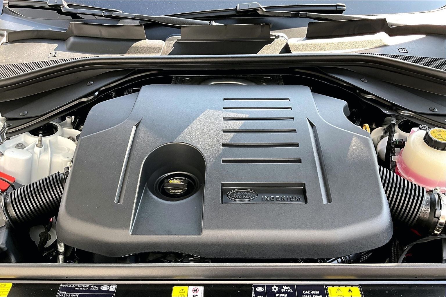 2026 Land Rover Range Rover SE LWB