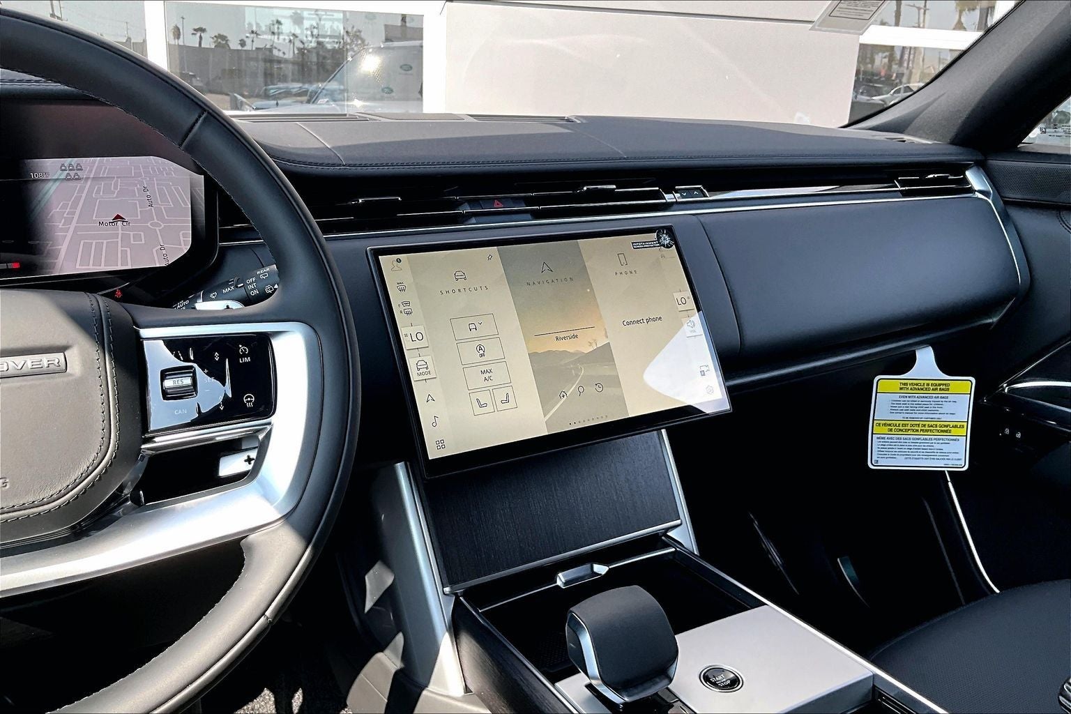2026 Land Rover Range Rover SE LWB