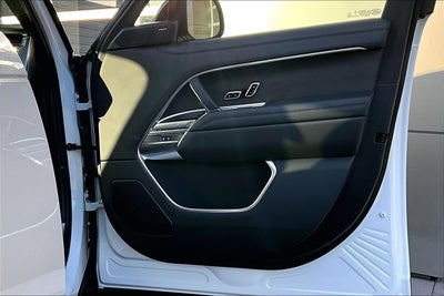 2026 Land Rover Range Rover SE LWB