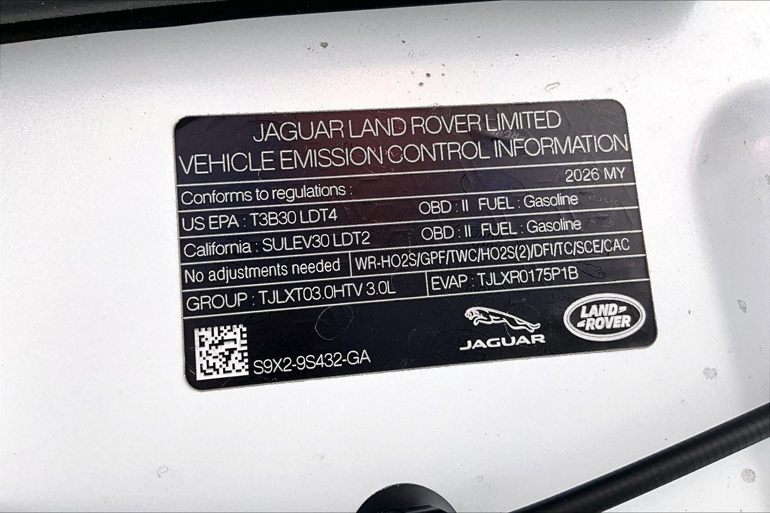 2026 Land Rover Range Rover SE LWB