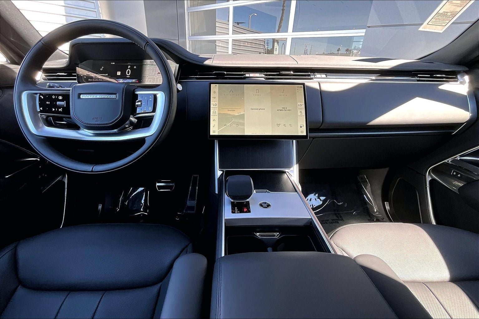 2026 Land Rover Range Rover SE LWB