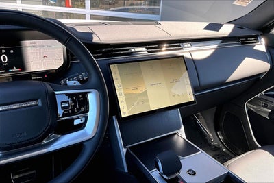 2026 Land Rover Range Rover SE LWB