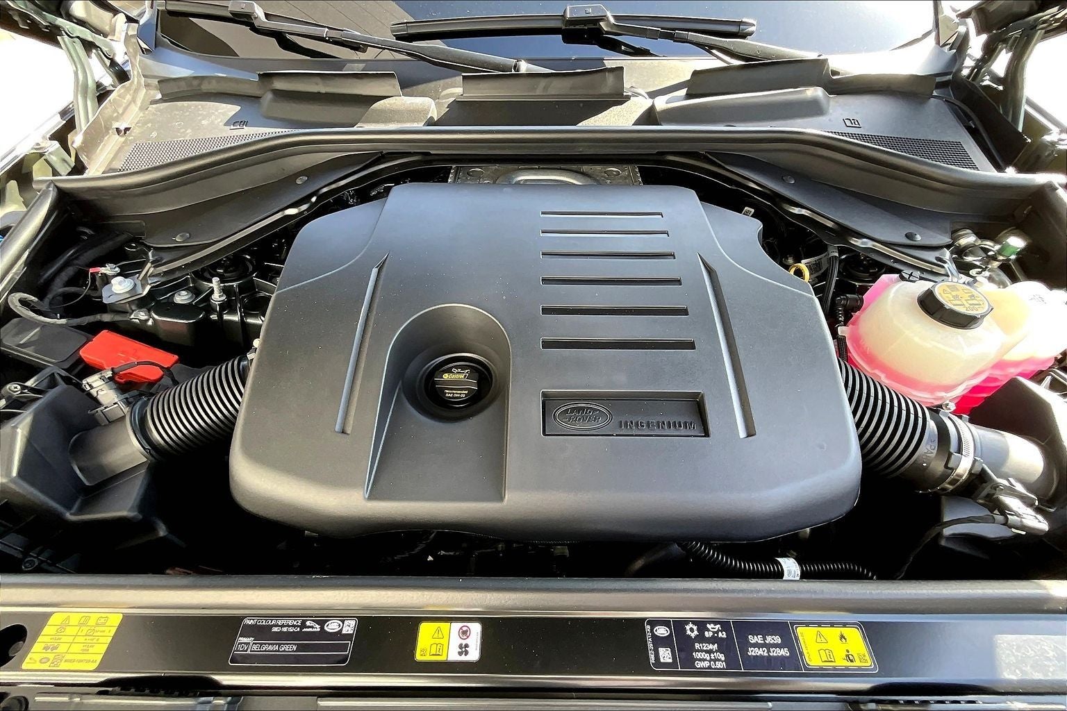 2026 Land Rover Range Rover SE LWB