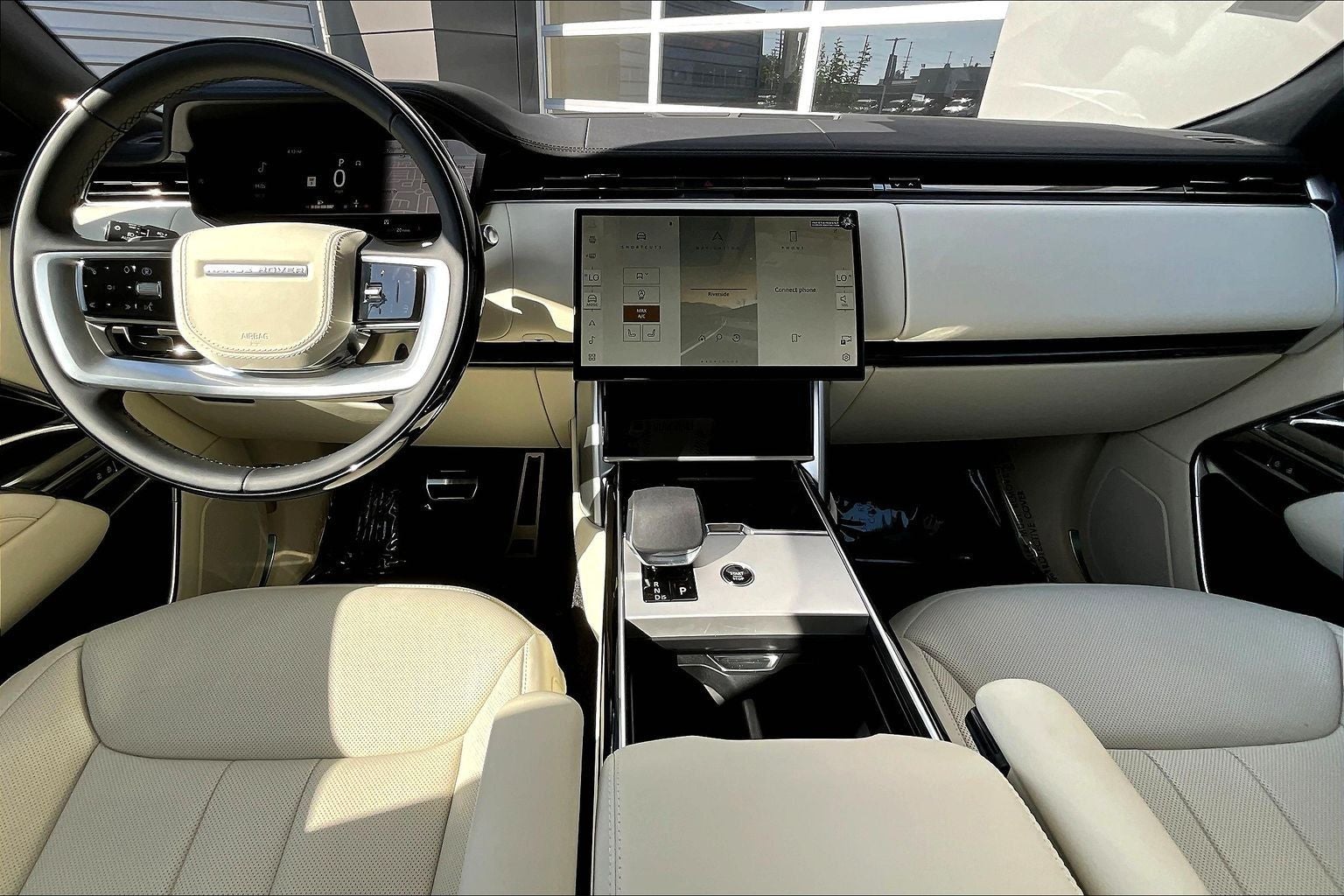 2026 Land Rover Range Rover SE LWB