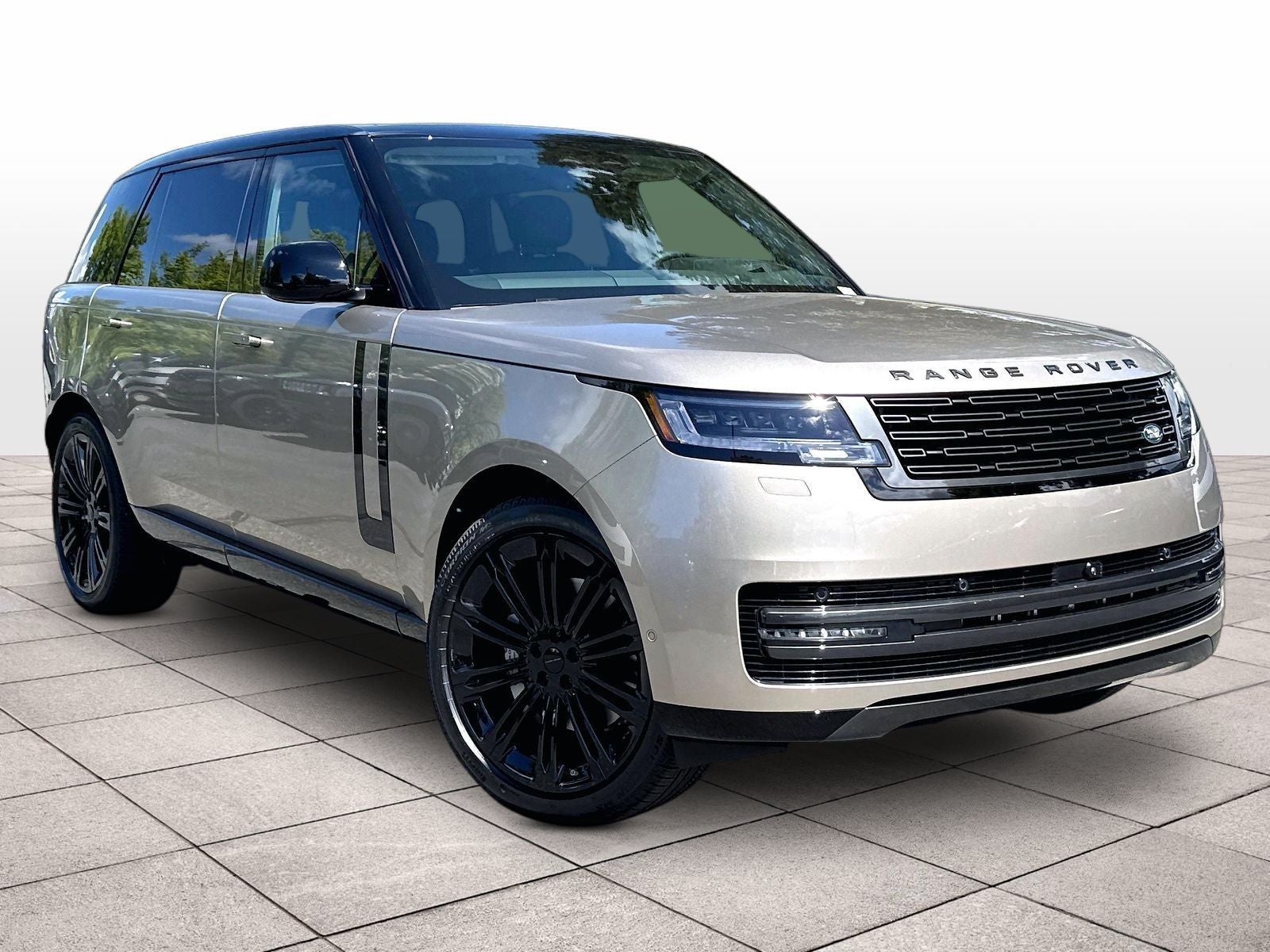 2026 Land Rover Range Rover SE LWB
