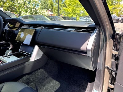 2026 Land Rover Range Rover SE LWB