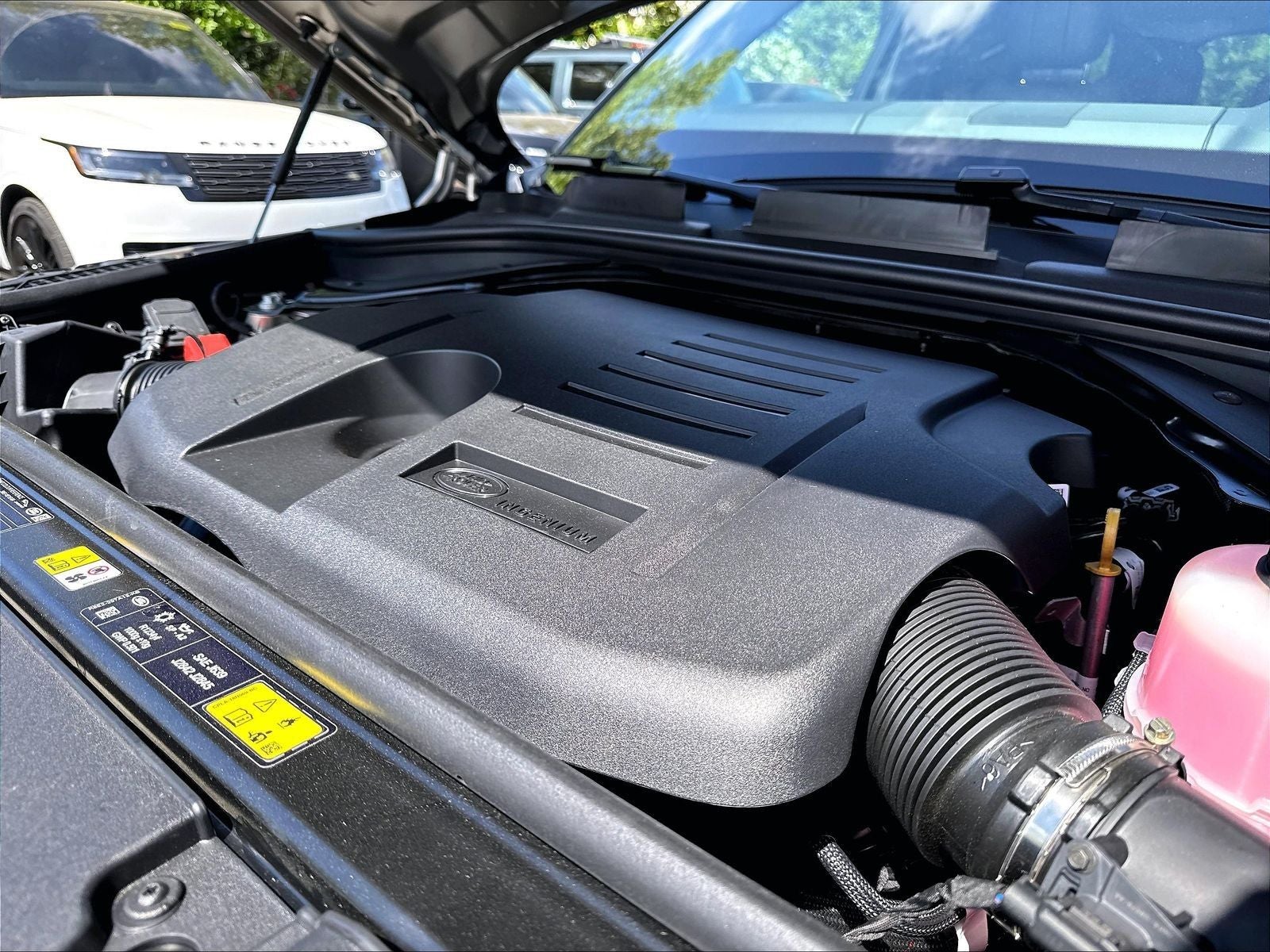 2026 Land Rover Range Rover SE LWB