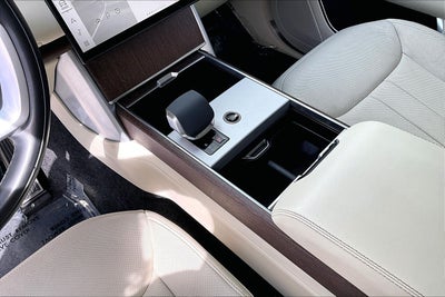 2024 Land Rover Range Rover SE LWB