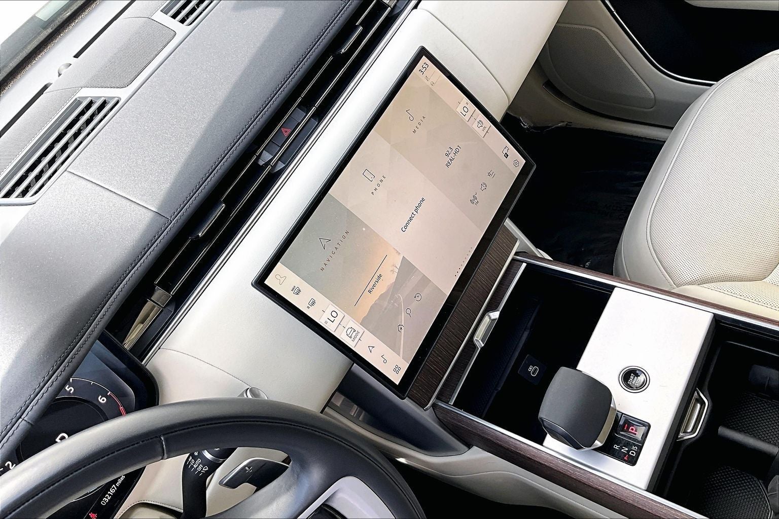 2024 Land Rover Range Rover SE LWB