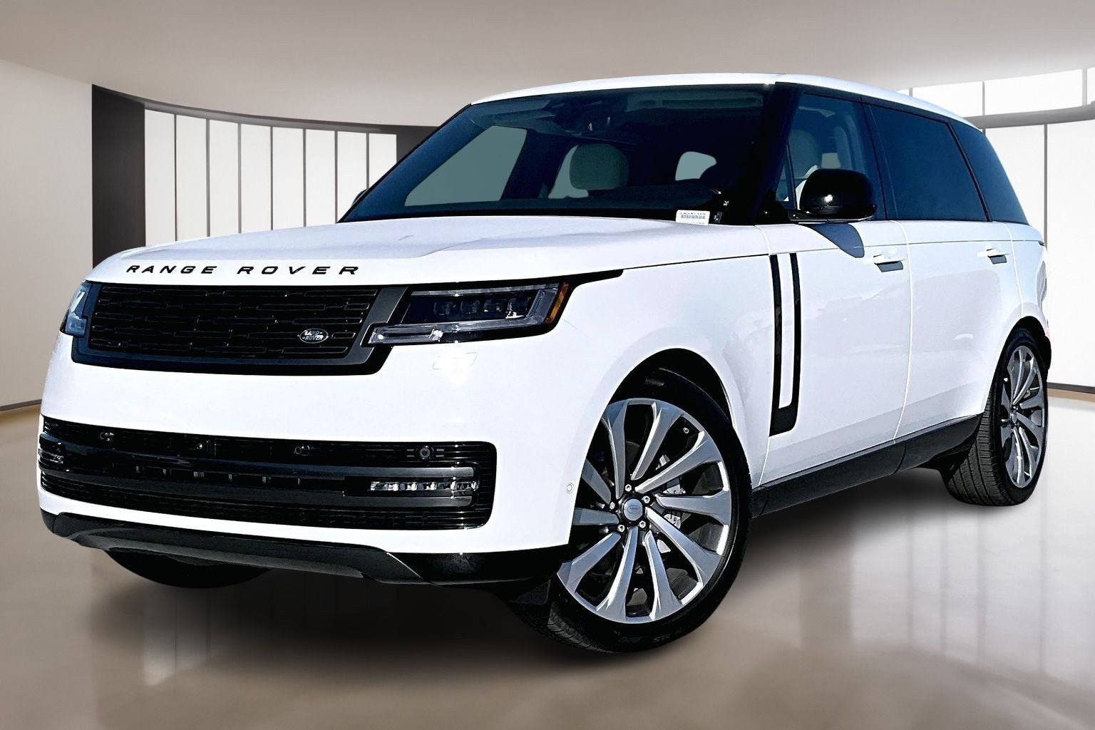 2025 Land Rover Range Rover SE LWB