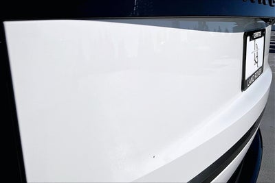 2025 Land Rover Range Rover SE LWB