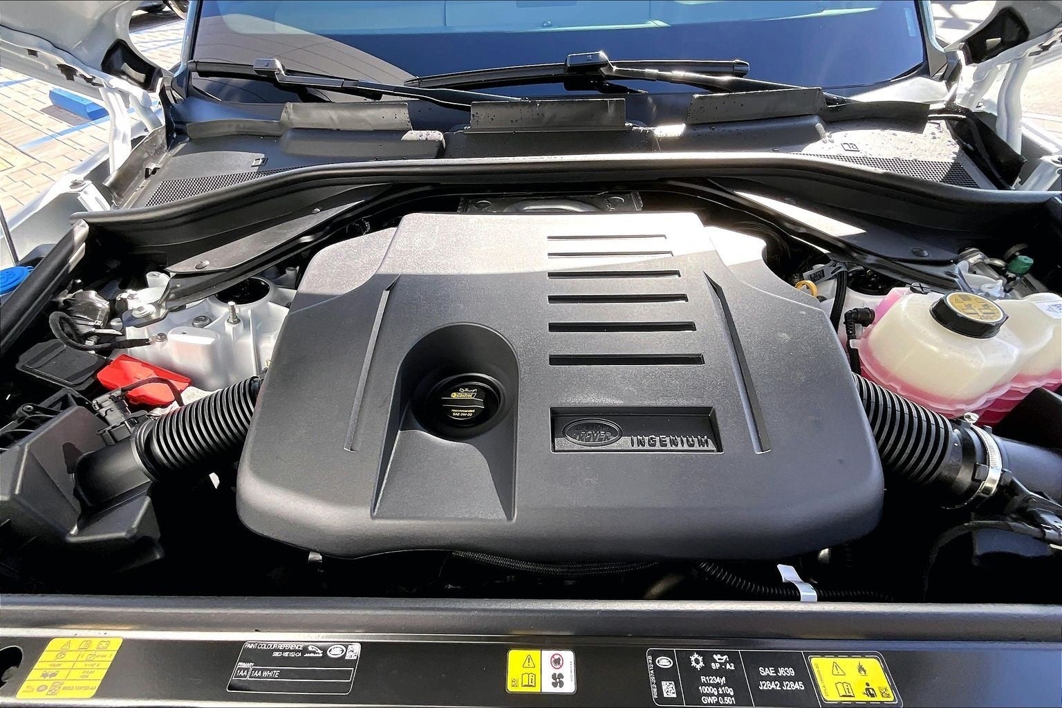 2026 Land Rover Range Rover SE LWB