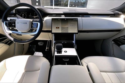 2026 Land Rover Range Rover SE LWB