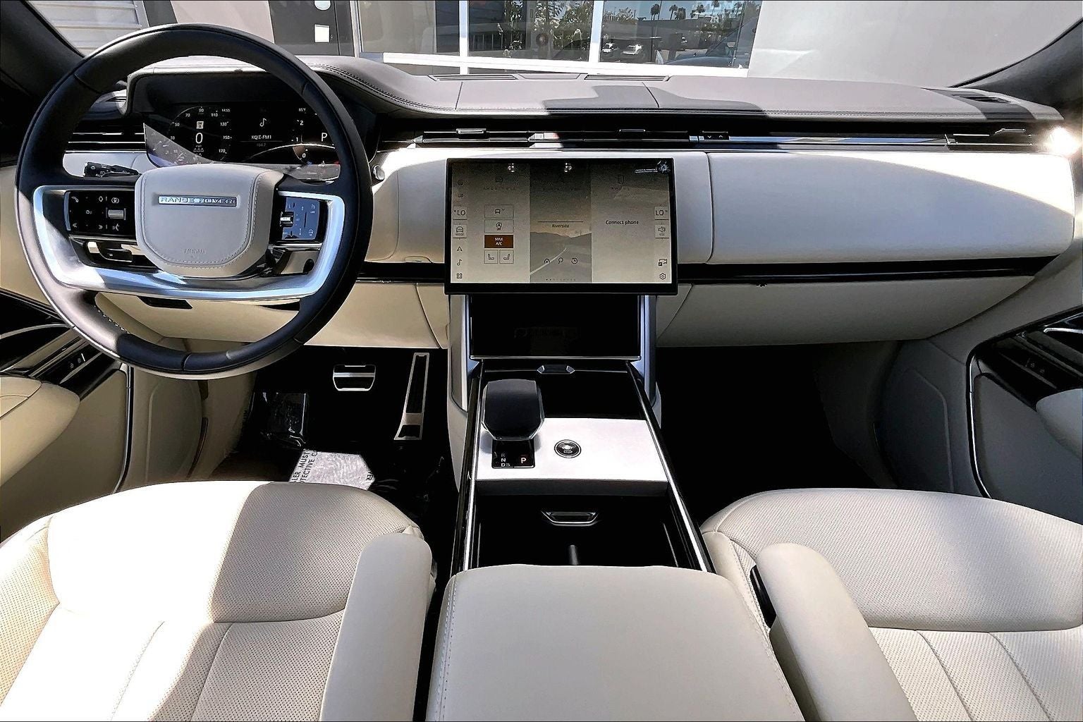 2026 Land Rover Range Rover SE LWB