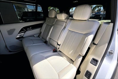 2026 Land Rover Range Rover SE LWB