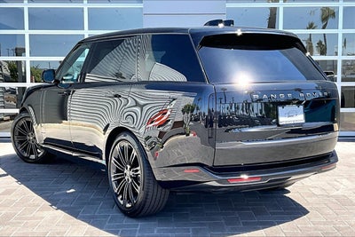 2027 Land Rover Range Rover SE LWB