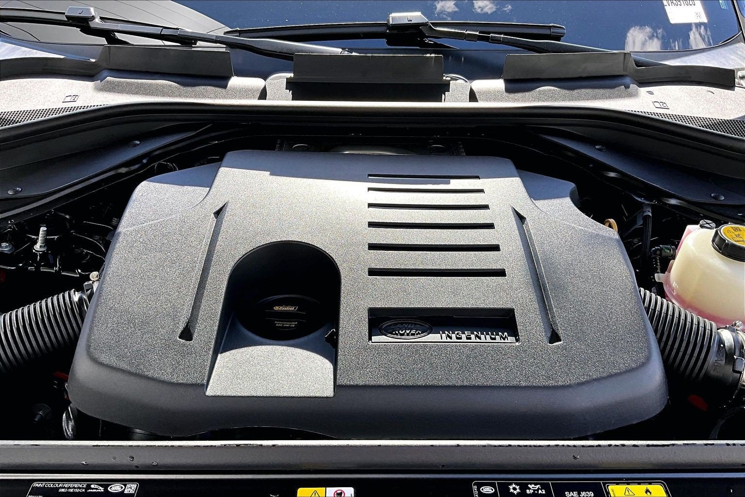 2027 Land Rover Range Rover SE LWB