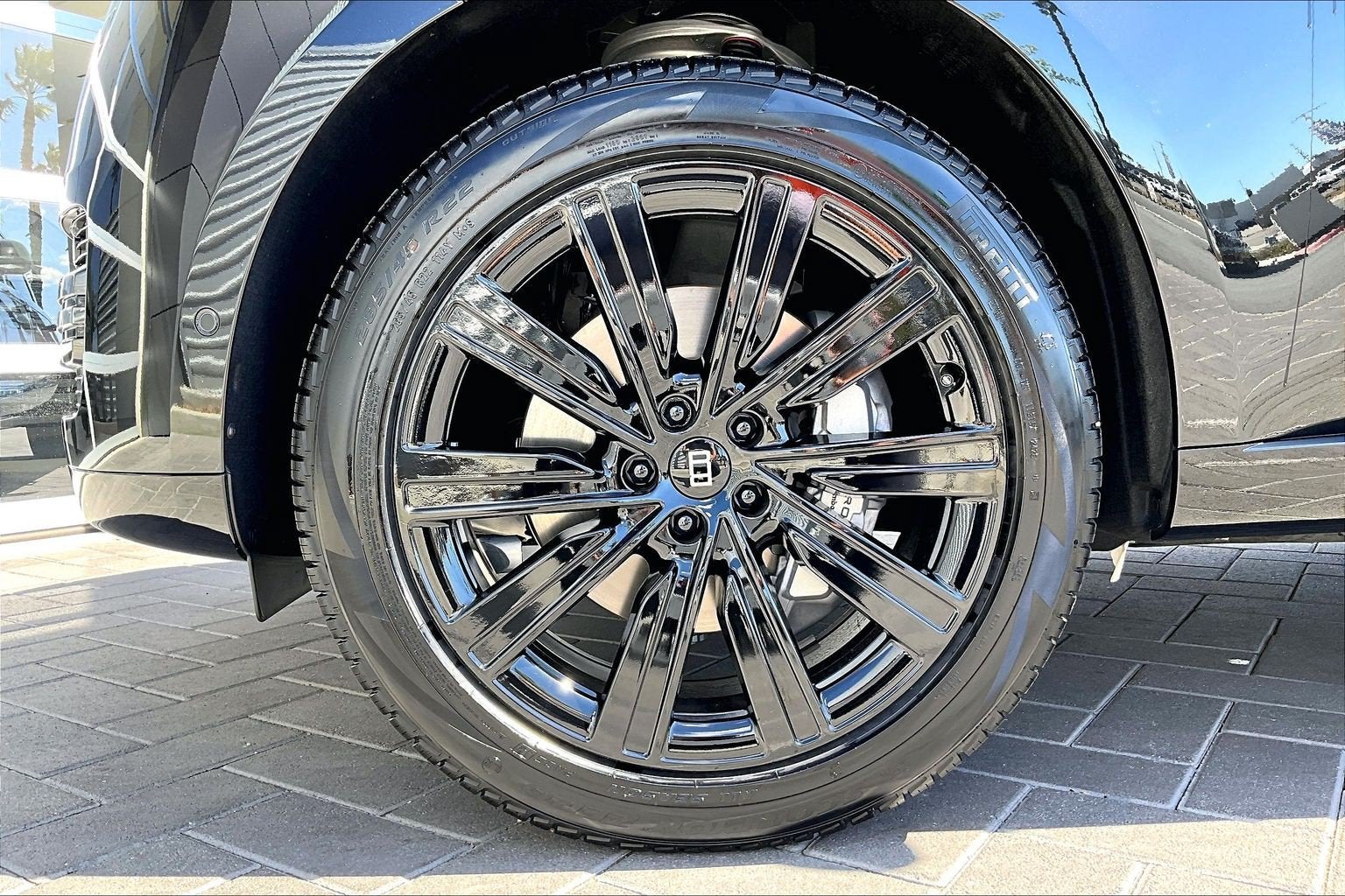 2027 Land Rover Range Rover SE LWB
