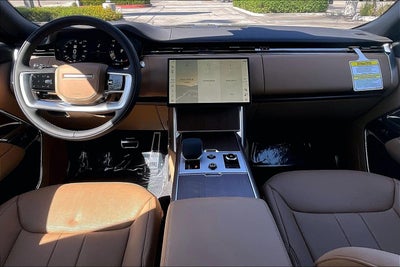 2027 Land Rover Range Rover SE LWB