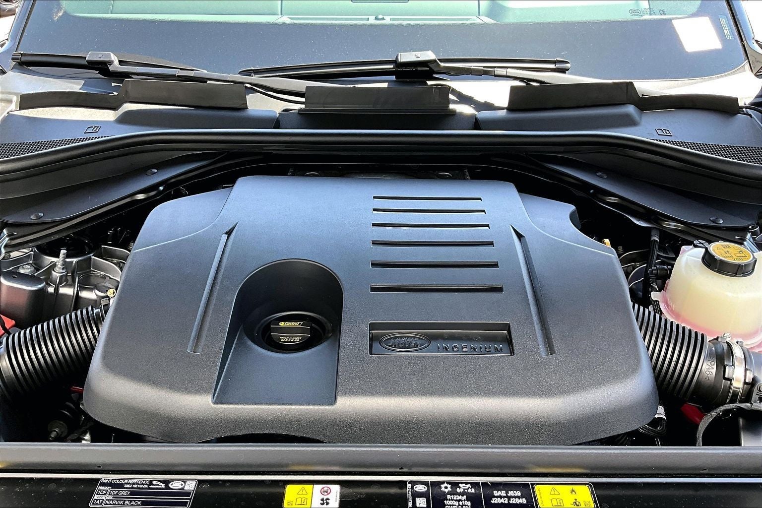 2026 Land Rover Range Rover SE LWB