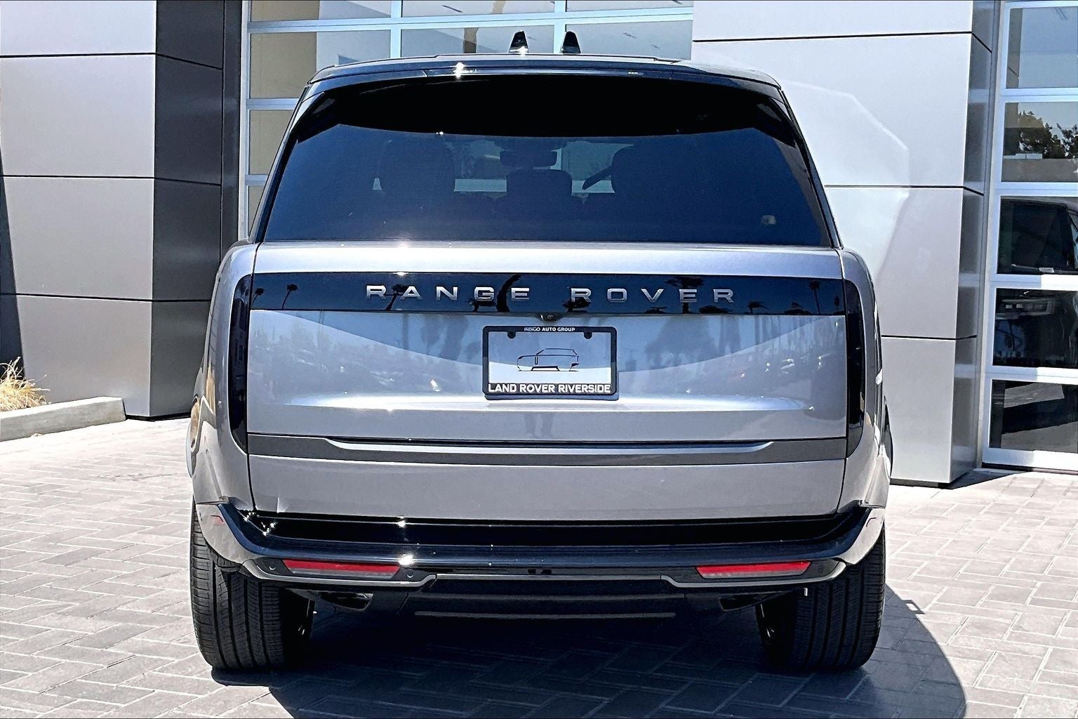 2026 Land Rover Range Rover SE LWB