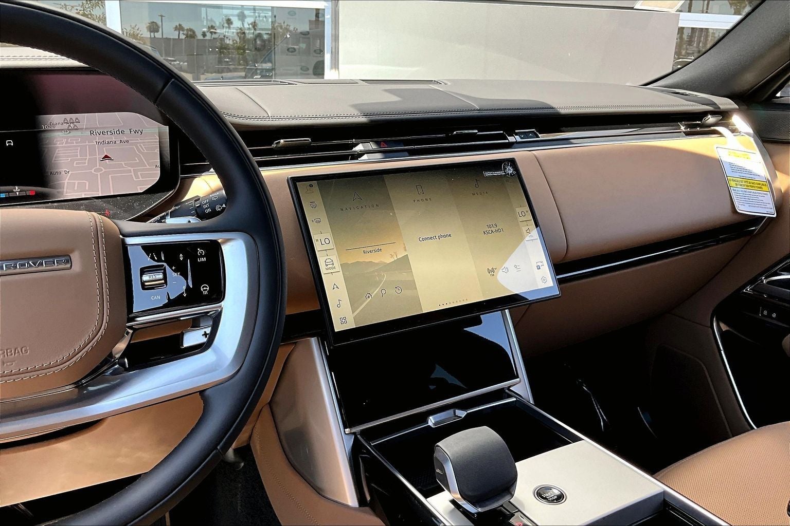 2026 Land Rover Range Rover SE LWB