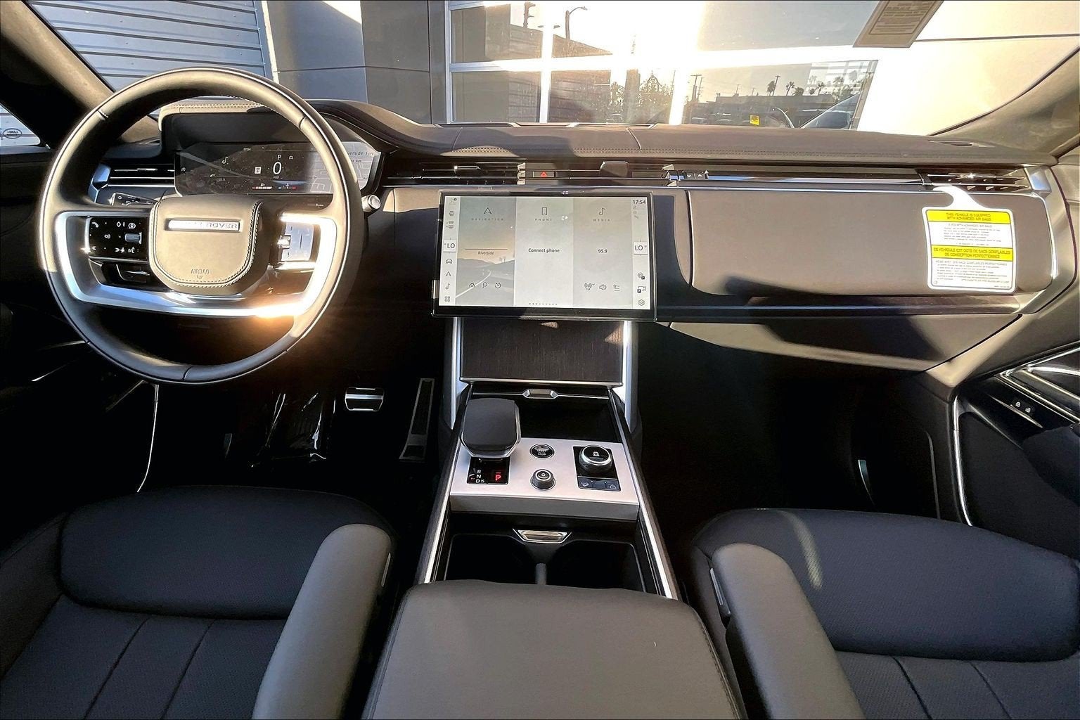 2027 Land Rover Range Rover SE LWB