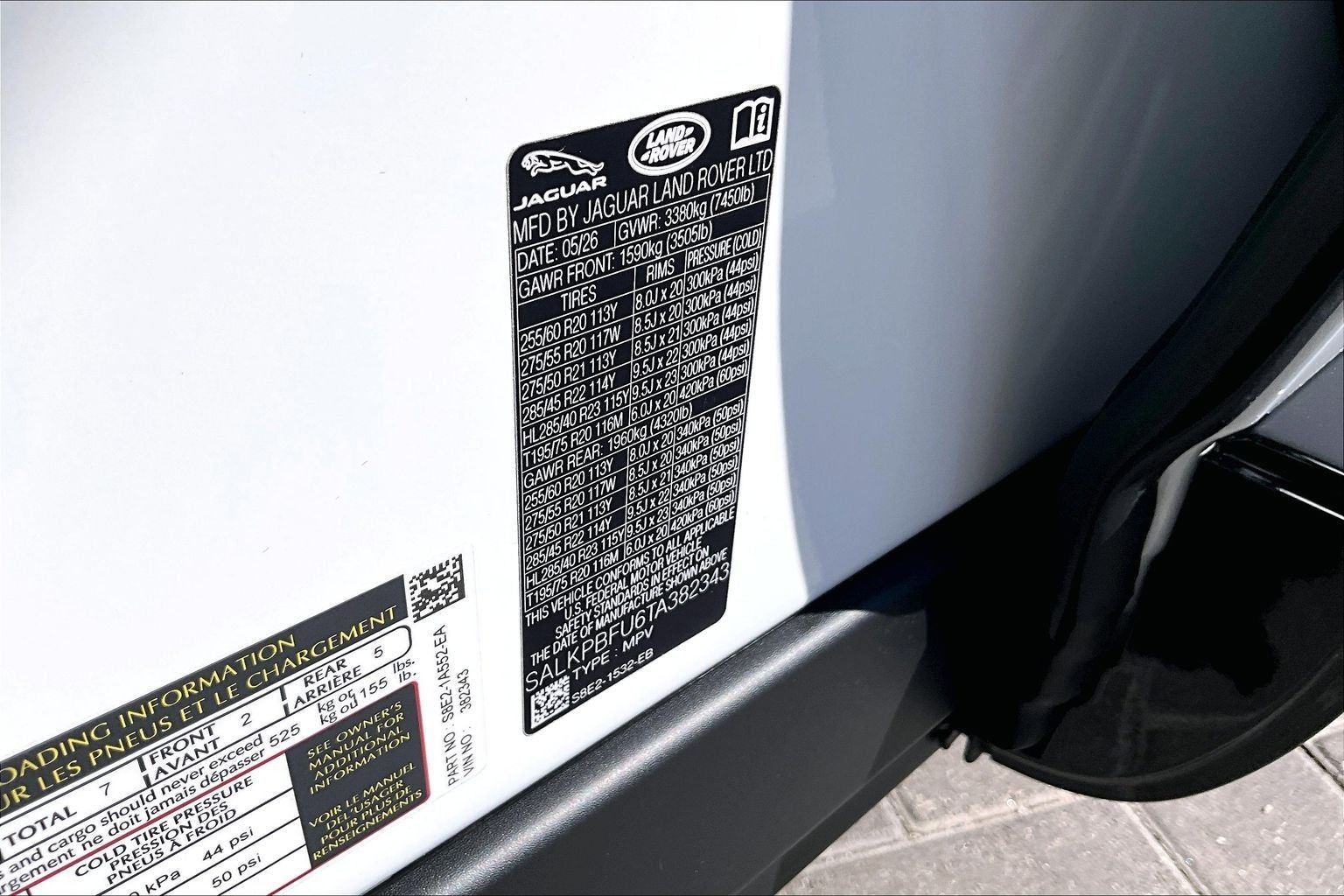 2026 Land Rover Range Rover SE LWB