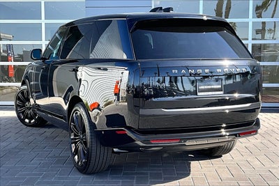 2026 Land Rover Range Rover SE LWB