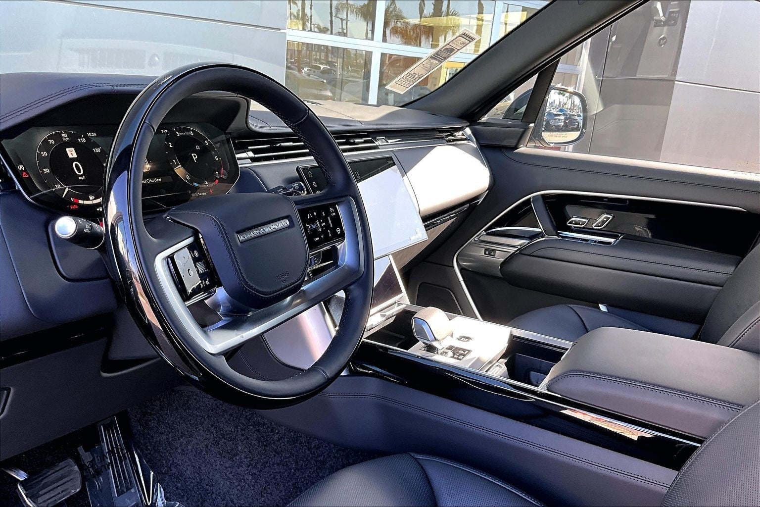 2026 Land Rover Range Rover SE LWB